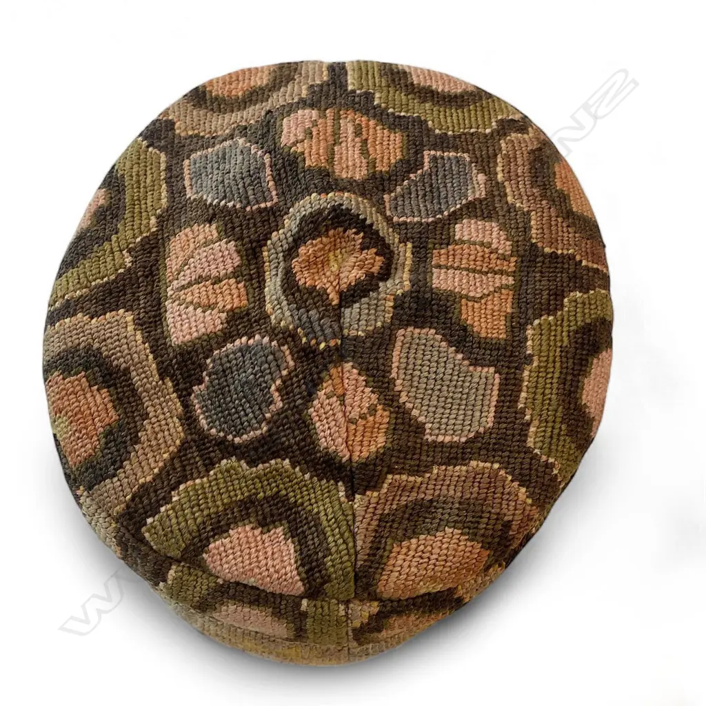 Skull cap – embroidered, Image 1++